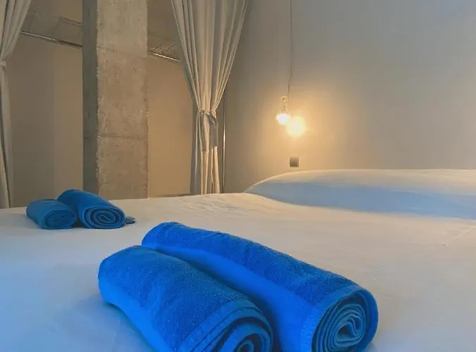 Triana Center Apartmán *